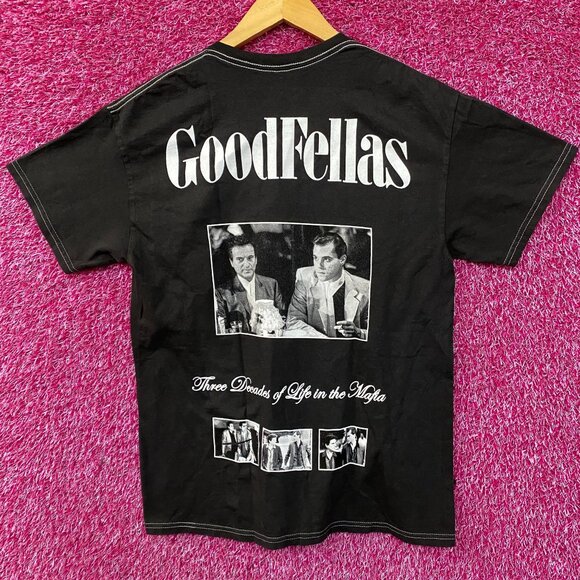 The Goodfellas : The Movie Three Decades of Life in the Mafia T-Shirt Medium - Picture 5 of 5
